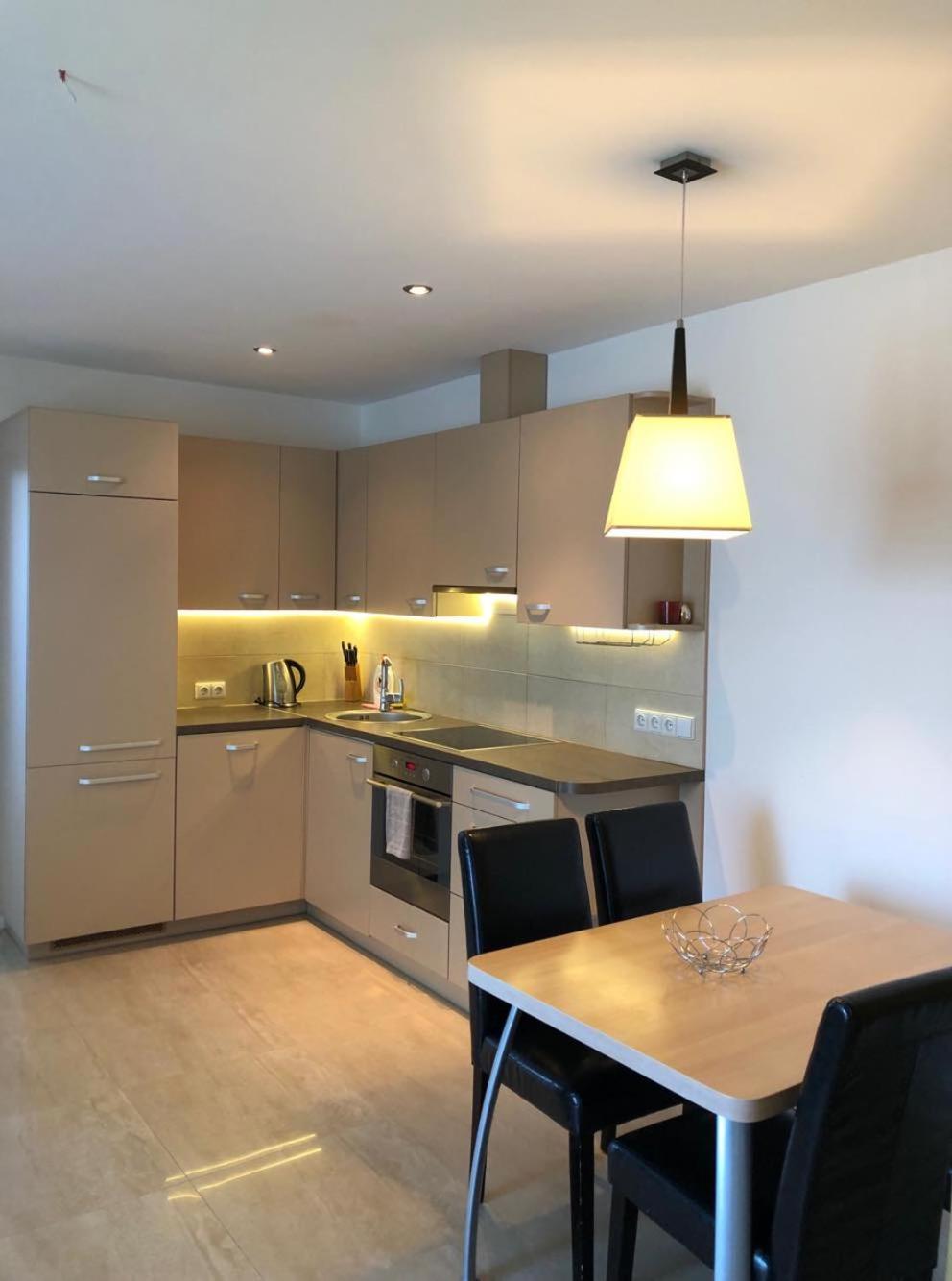 Three-Room Holiday Apartment Palanga Esterno foto